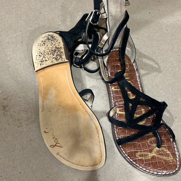 Sandals - Picture 2 of 2